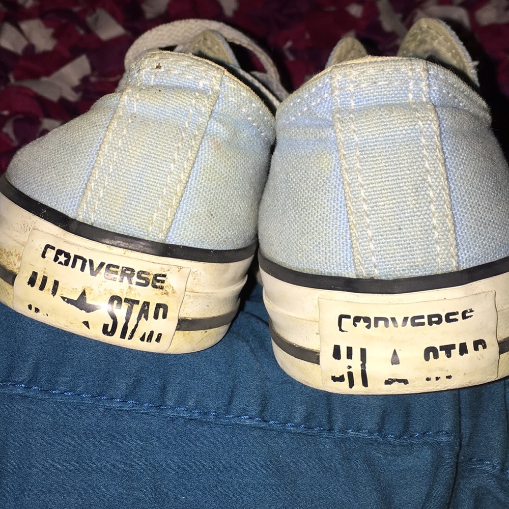 Converses - Picture 3 of 3